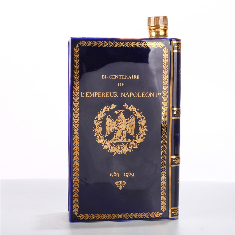 45.80年代法国卡慕拿破仑瓷书白兰地 40度700ml