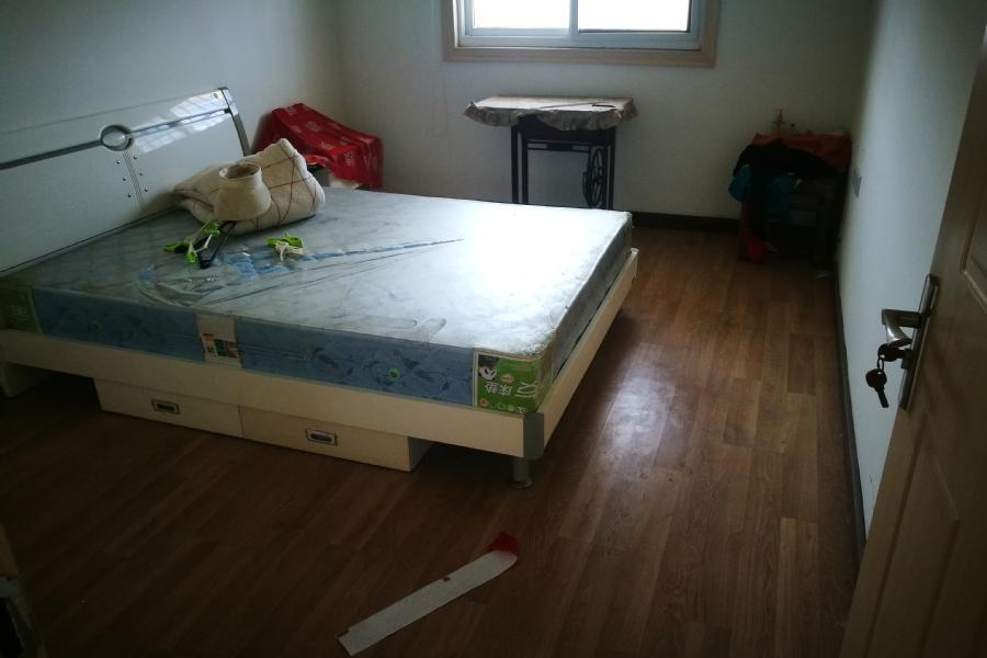 【变卖】余琼名下位于全椒县襄河镇溢景园小区b25幢3单元502室房地产