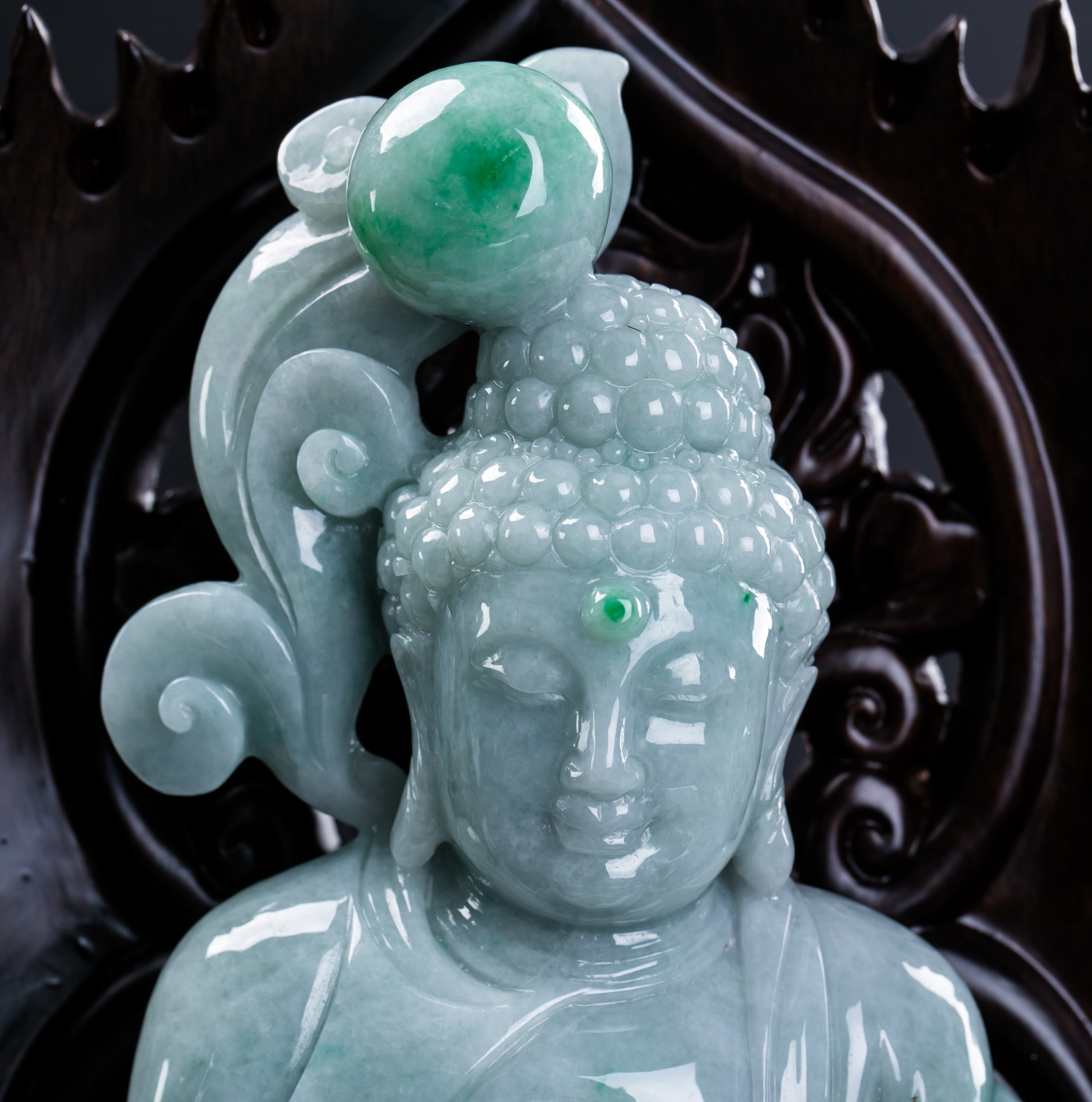 玉雕大师王烨翡翠精品专场  拍品详情 进入该拍品专场   起拍价: &