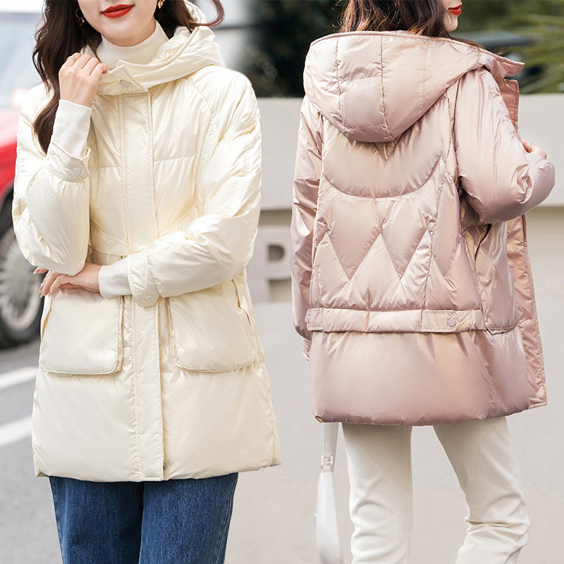 吧拉海贝女装官方旗舰店歆艾姚领姿允硕正品2022冬款她之蝶羽绒服