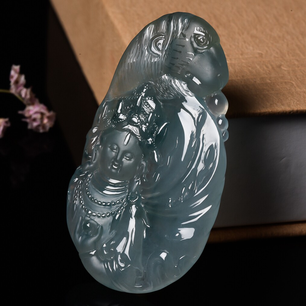 【精品翡翠-四会】御翠轩-翡翠a货拍卖冰润妈祖牌吊坠45.92g