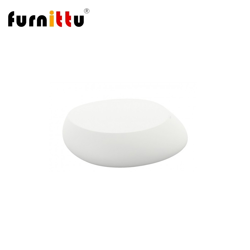 Furnittu设计师家具 stone coffee table/咖啡桌 玻璃钢户外茶几在类目 住宅家具, 设计师家具(NEW), 茶几中 - 来自Buy2taobao.com提供专业的淘宝代购服务