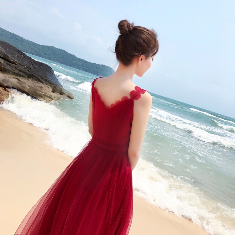 三亚旅行穿搭网红 青海湖旅游裙子夏季沙滩裙女海边度假超仙红色