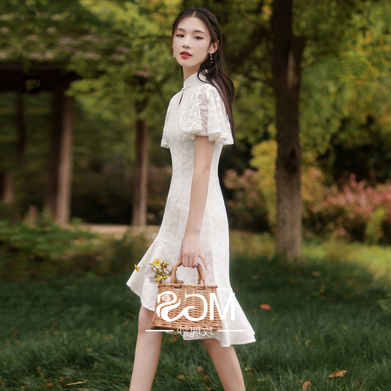 司藤白色旗袍2023新款年轻款小个子高端改良连衣裙高级感少女夏季