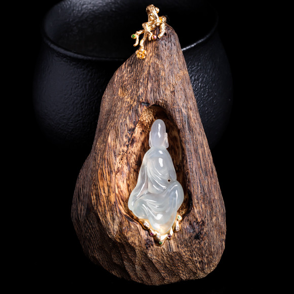 翡翠a货冰种沉香木18k金伴钻石红宝石镶嵌无相佛吊坠17.31克