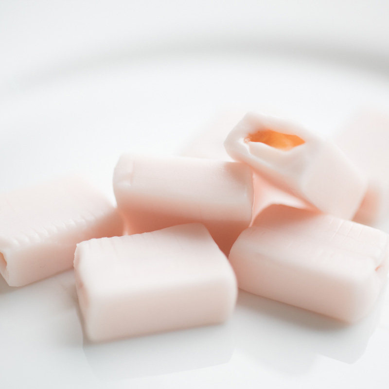 日本进口零食 uha悠哈白桃果汁软糖味觉糖果水蜜桃味50g条装10粒