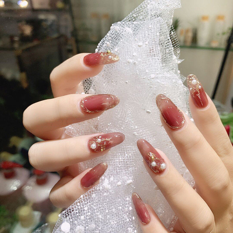 萤火虫美甲定制的优惠券大全—萤火虫指甲贴片唯美显白巴洛克珍珠美甲