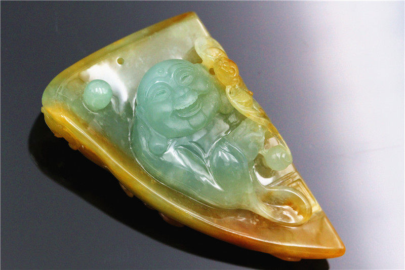 【绝当】黄棕翡黄棕色翡翠a货吊坠31.98克