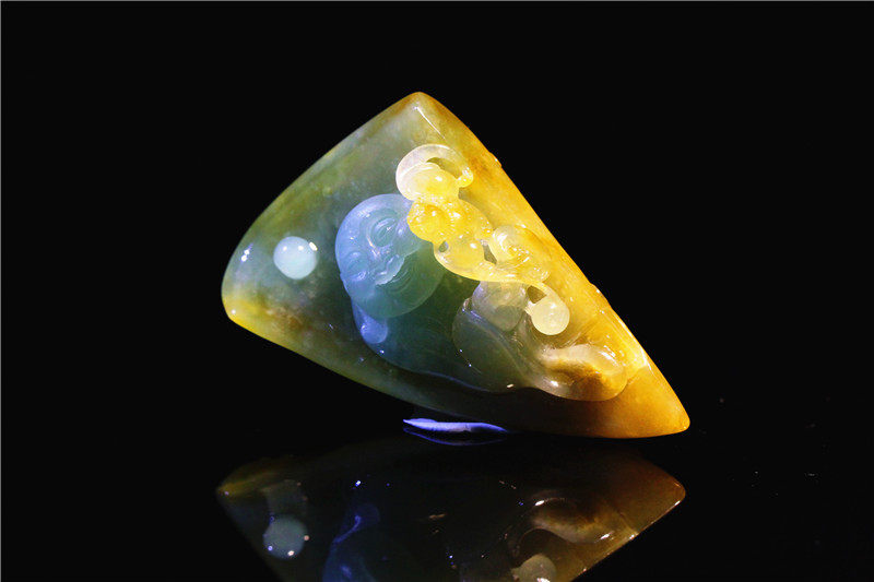 【绝当】黄棕翡黄棕色翡翠a货吊坠31.98克