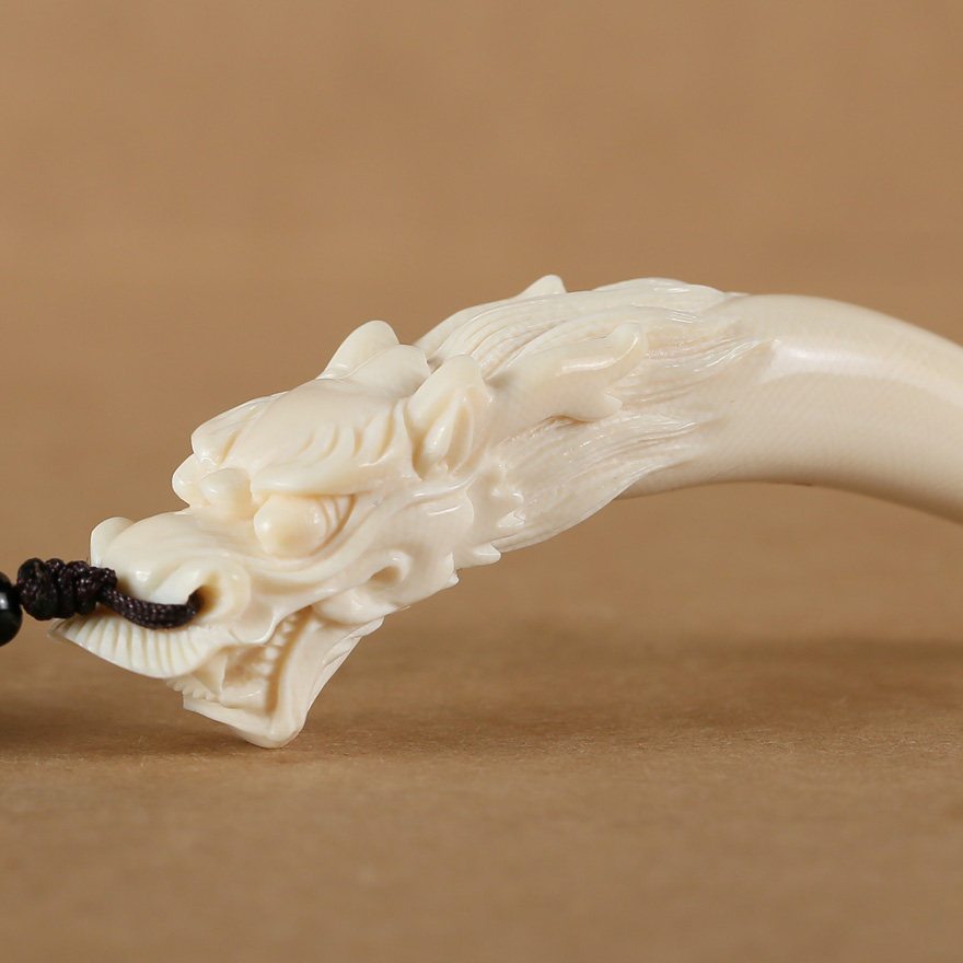 五台山赐福加持 国家级牙雕大师雷金强作品 猛犸象牙龙牙尖吊坠