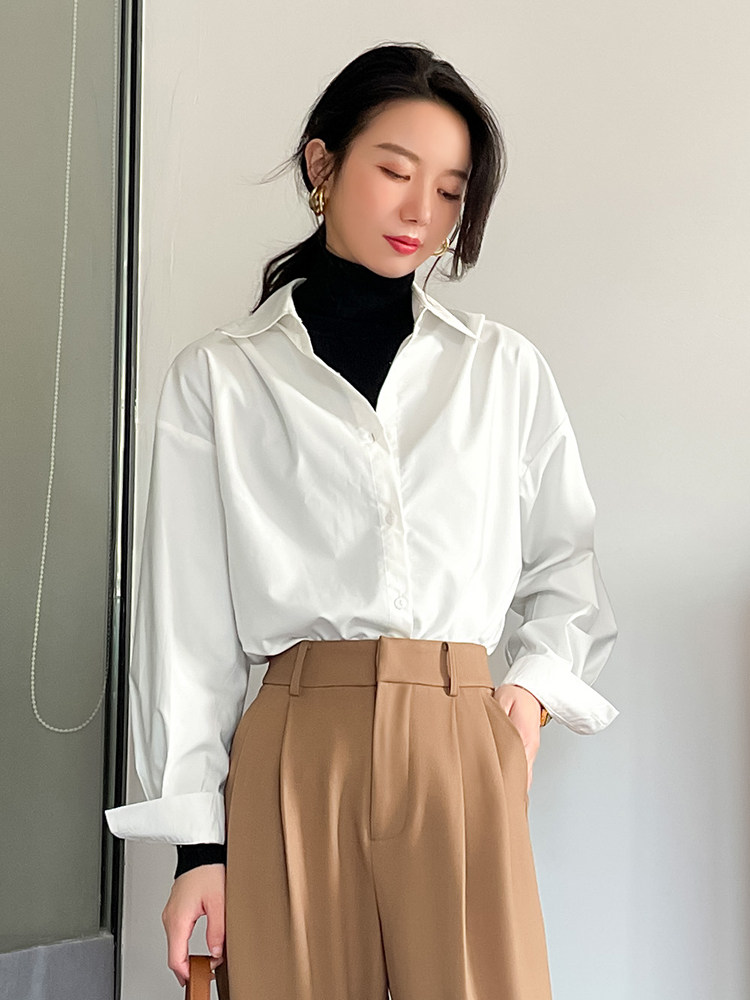 2022春季高级感白色叠穿衬衫女设计感小众polo领内搭抗皱打底衬衣