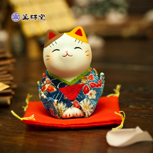 日本药师窑和服招财猫陶瓷小摆件家居饰品结婚生日礼品办公桌车载