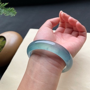 3冰种蓝水翡翠手镯天然a货冰透小圈口收藏品玉镯12.19