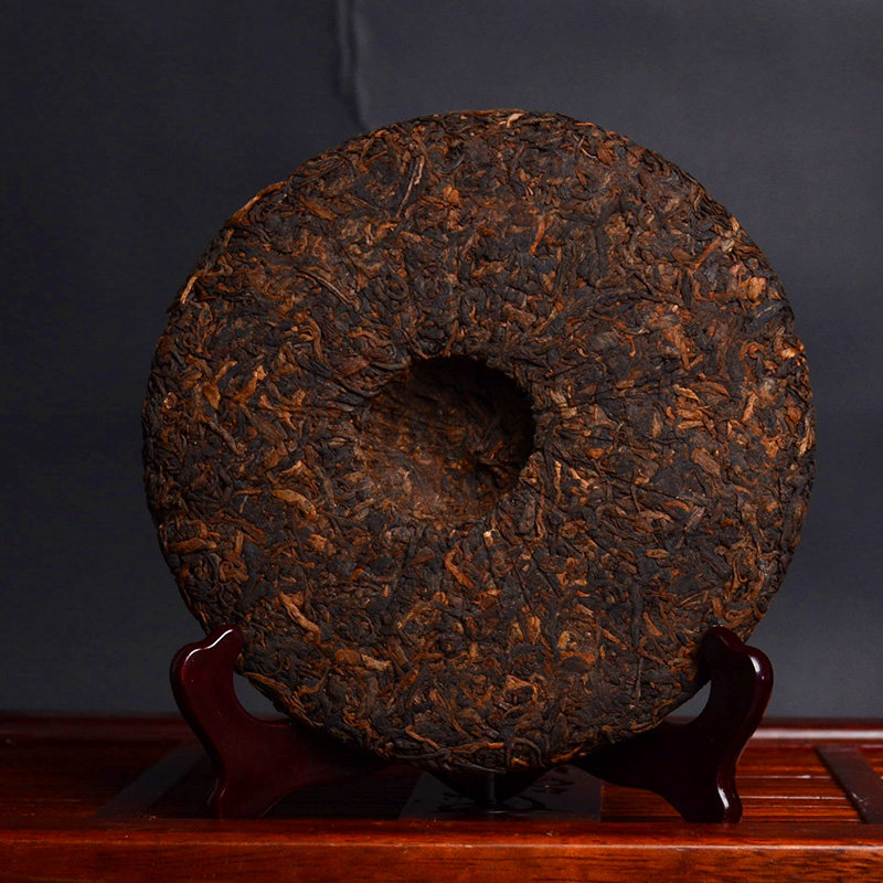 ( 7片 )2010年 曼松贡茶 宫廷贡饼 普洱茶 七子饼 熟茶 2499g