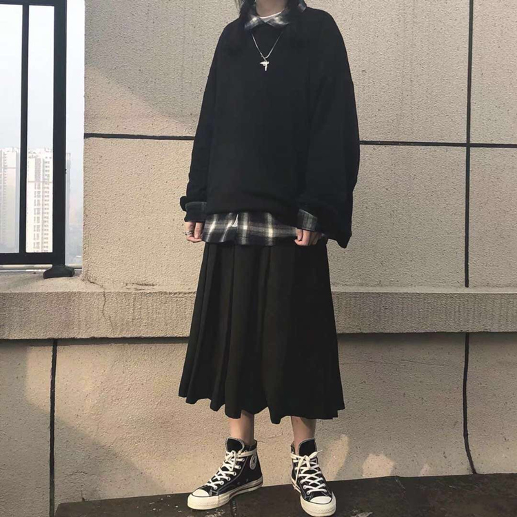 Shameless丨Urban Fringe 复古暗黑风百搭蓬松黑色半身工装百褶裙在类目 女装/女士精品, 半身裙中 - 来自Buy2taobao.com提供专业的淘宝代购服务