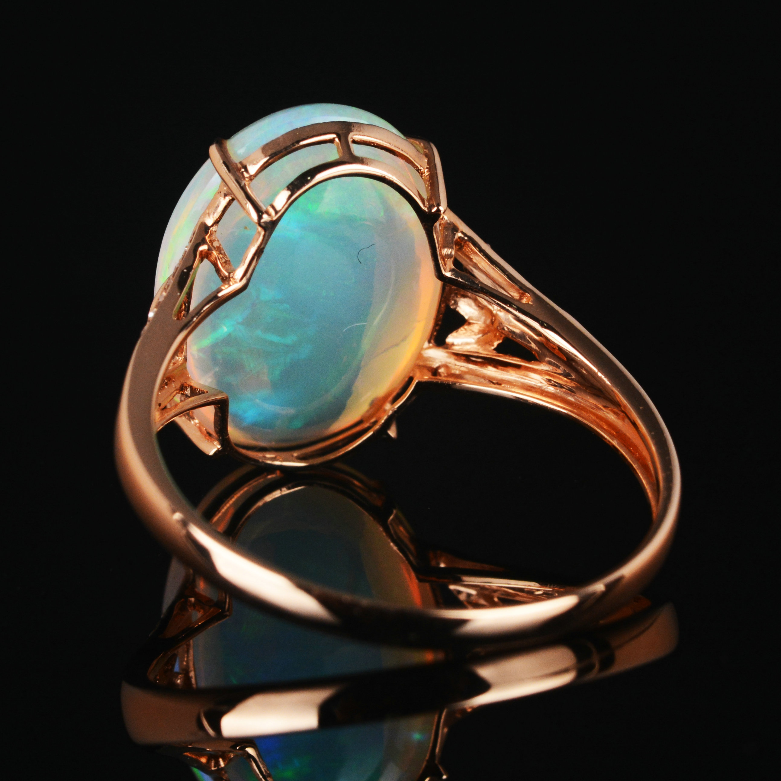 5.7ct 18k金天然欧泊戒指 油画色彩 9273