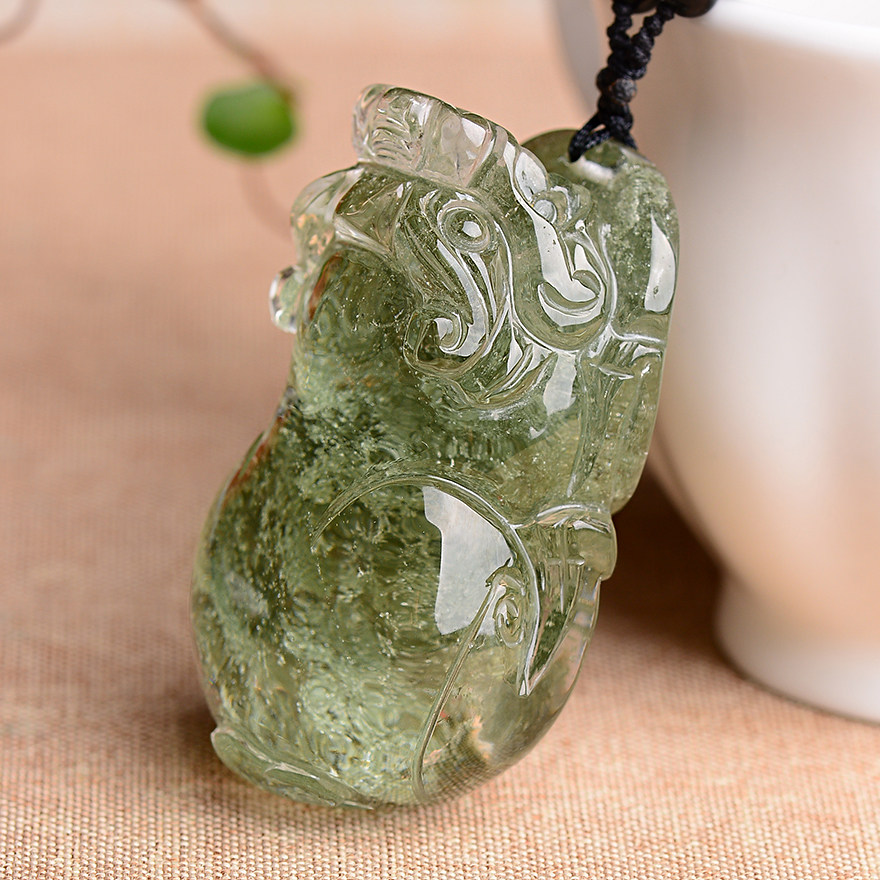 裸重56.93克 绿幽灵千层山貔貅吊坠