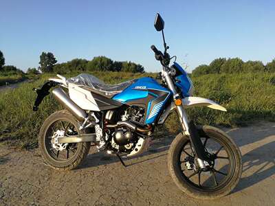 轻骑 藏獒 qm200/150/cqr/战獒/z3/狗高赛车越野摩托车 出口版