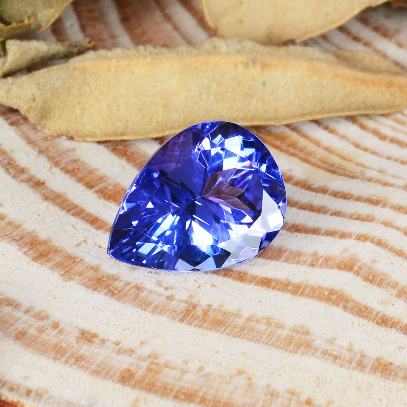 2.20ct 天然坦桑石裸石 颜色浓 火彩闪 提供款式设计镶嵌4454