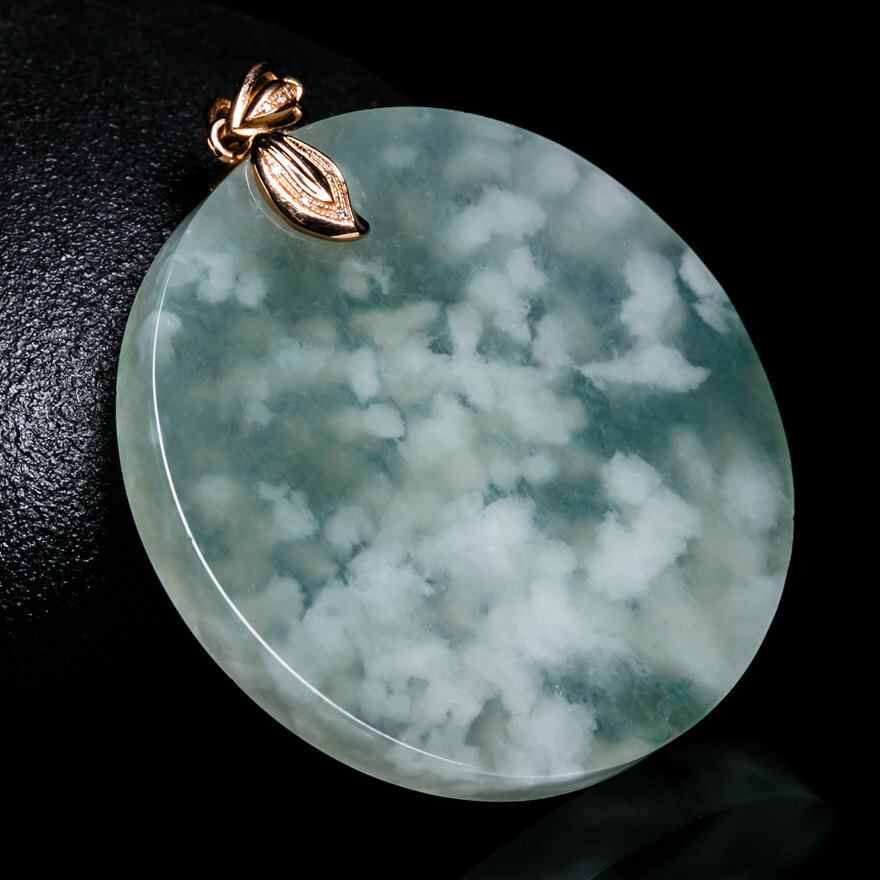 18k金伴钻老坑冰种翡翠雪花棉平安无事牌 27.2g