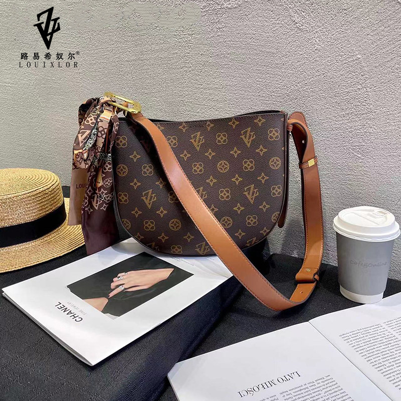 蕾蕾严选品牌女包的优惠券大全—路易希奴尔休闲包包女2021秋冬小众潮