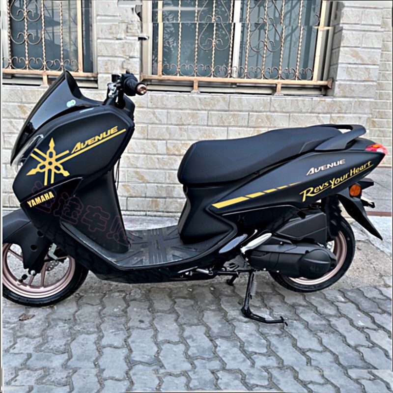 适用于雅马哈巡鹰125贴纸个性摩托车贴拉花装饰防水改装车身贴纸