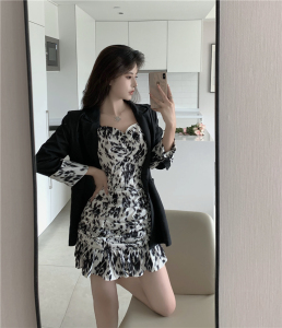 Hong Kong style retro suit jacket floral design sense of minority suit two-piece suit Floral Dress