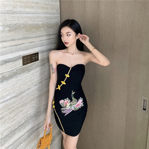 Real shooting of new summer dress dress sexy chest embroidered hip wrapped improved cheongsam dress