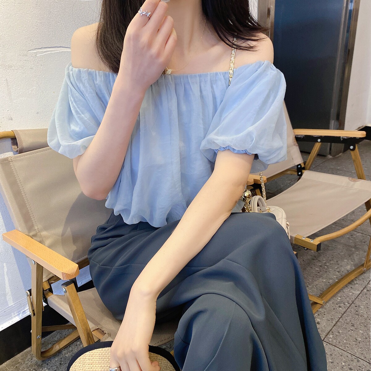 小妍家奶油蓝色网纱甜美温柔露肩上衣女夏季一字领泡泡袖短款衬衫