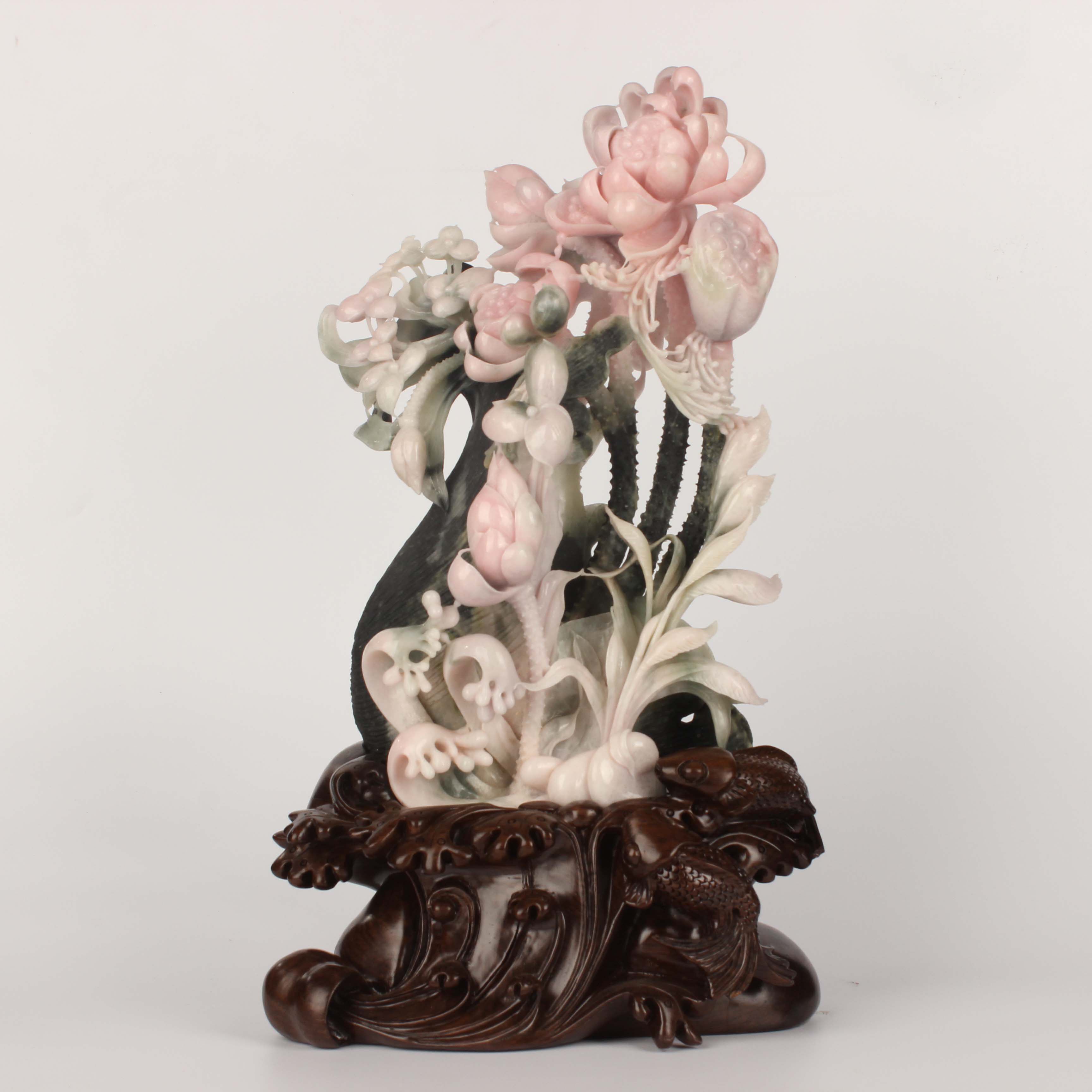 镇平玉雕馆 映日荷花别样红摆件 2360g