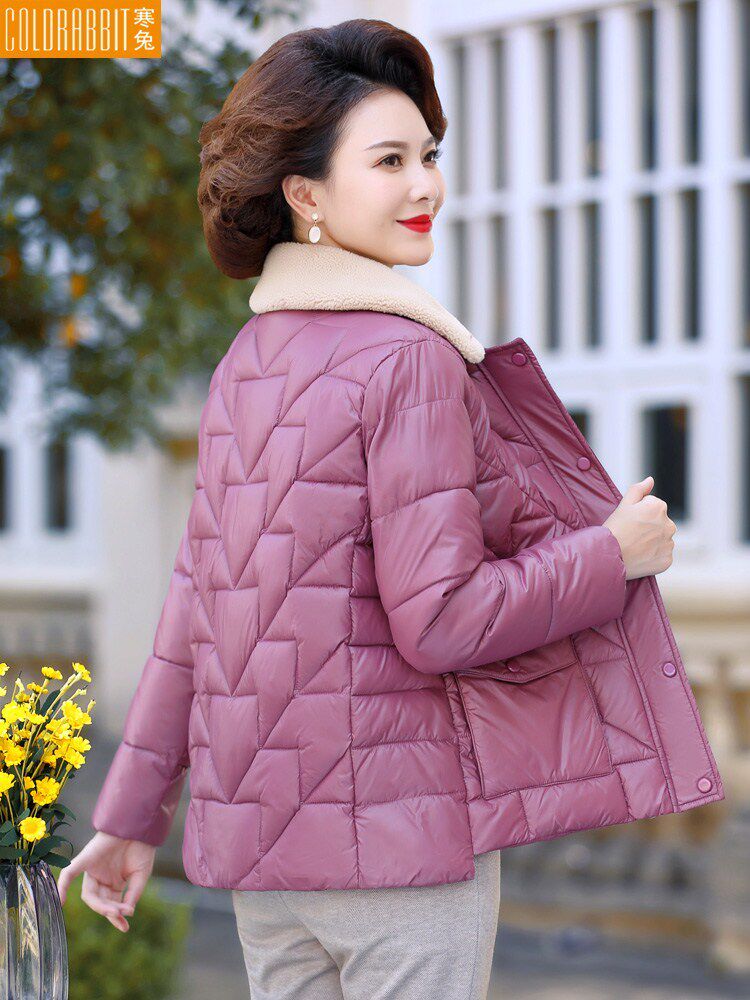 中年妇女妈妈秋装薄款外套翻领毛衣开衫中老年春秋女针织上衣洋气