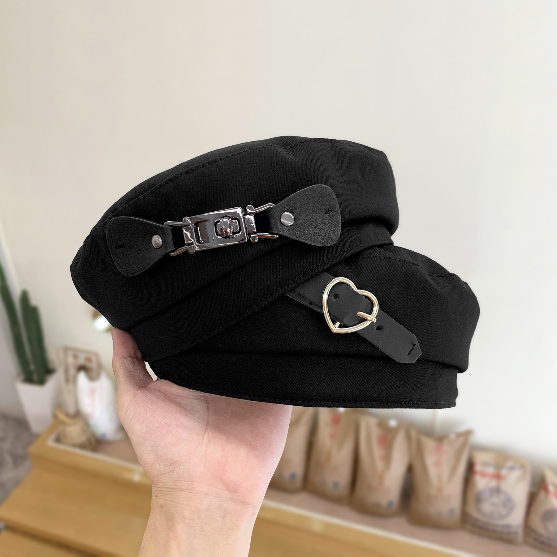 黑色金属贝雷帽女网红ins复古日系优雅平顶画家帽韩版气质帽子秋