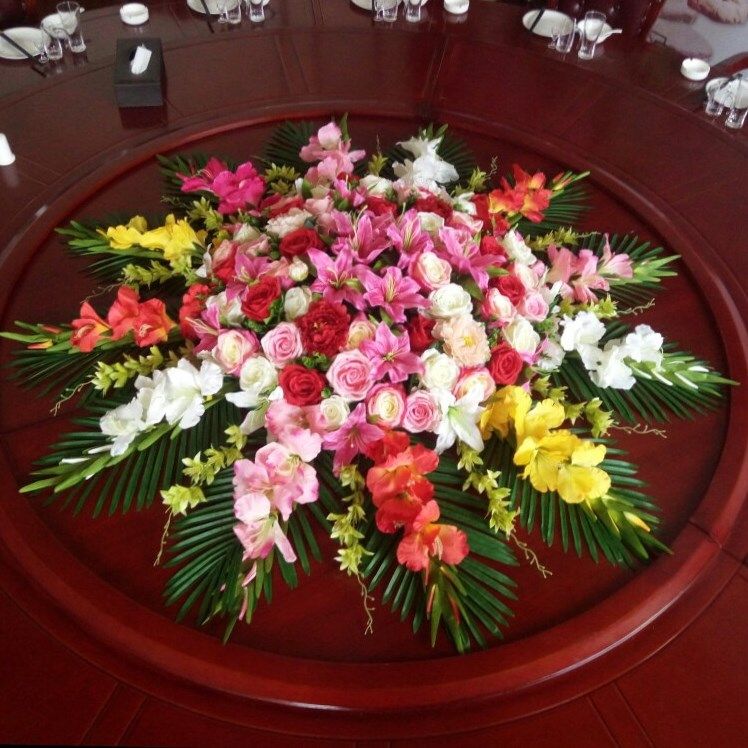 酒店餐桌花大圆桌台面装饰花圆形台花桌面摆设花艺餐厅转盘花