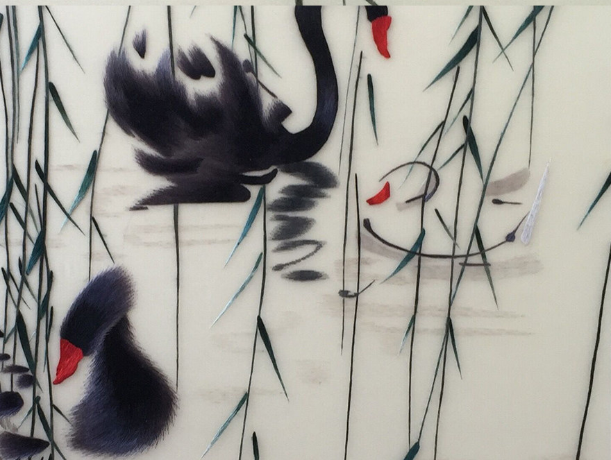 匠心苏绣《吴冠中天鹅》 精细真丝