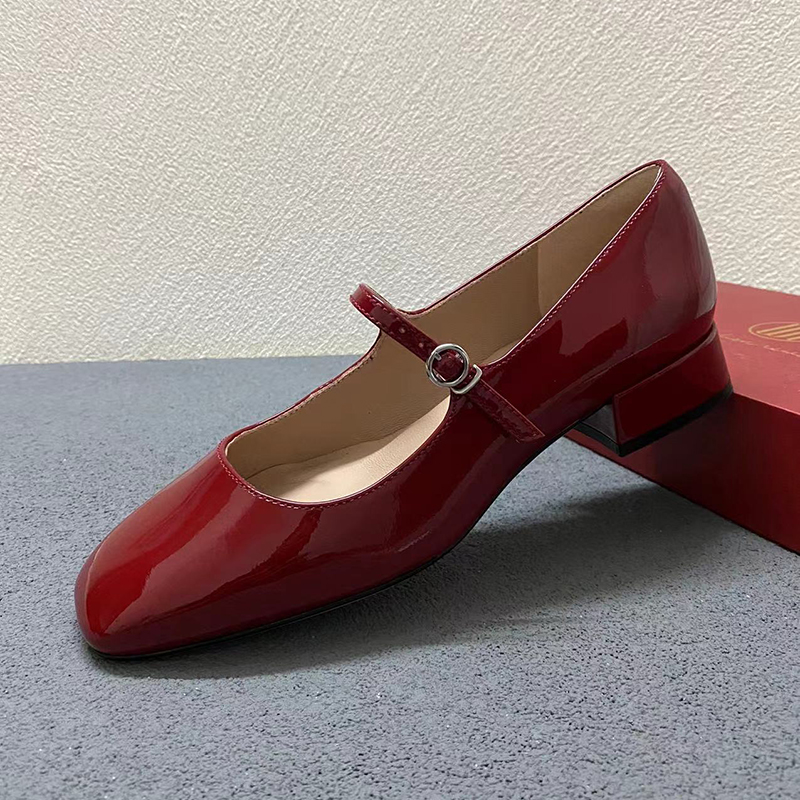 外贸纯原法式复古一字带玛丽珍鞋女低粗跟舒适休闲方头漆皮小红鞋