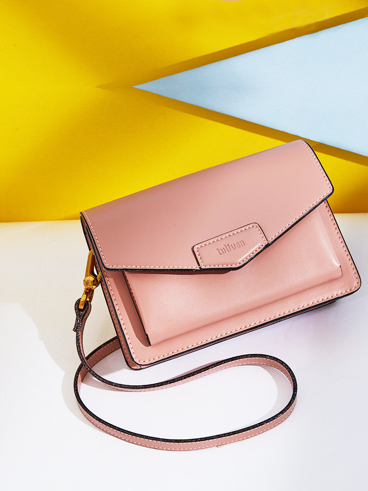 2019夏季新款闪亮油边包包翻盖小方包洋气ck邮差包单肩斜挎包女包