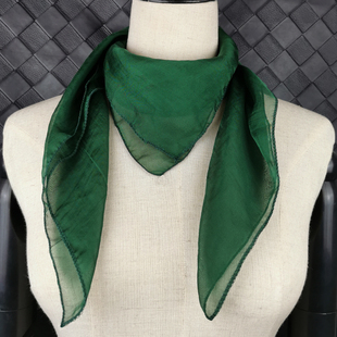 夏季墨绿丝巾女春秋小方巾70x70纯色时尚洋气百搭正方形装饰围巾