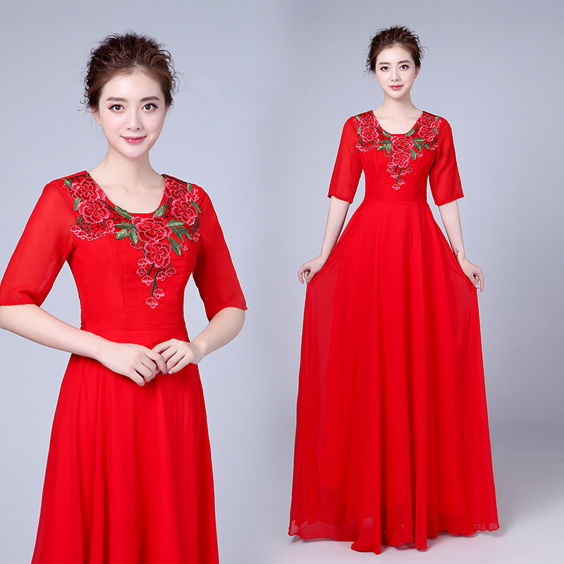 合唱服长裙成人演出服女国庆大摆裙主持礼服中老年大合唱服舞蹈服在类目 女装/女士精品, 唐装/民族服装/舞台服装, 民族服装/舞台装中 - 来自Buy2taobao.com提供专业的淘宝代购服务