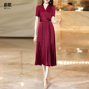 酒红色连衣裙高端婚宴喜宴女夏季2024新款气质高级感修身显瘦长裙