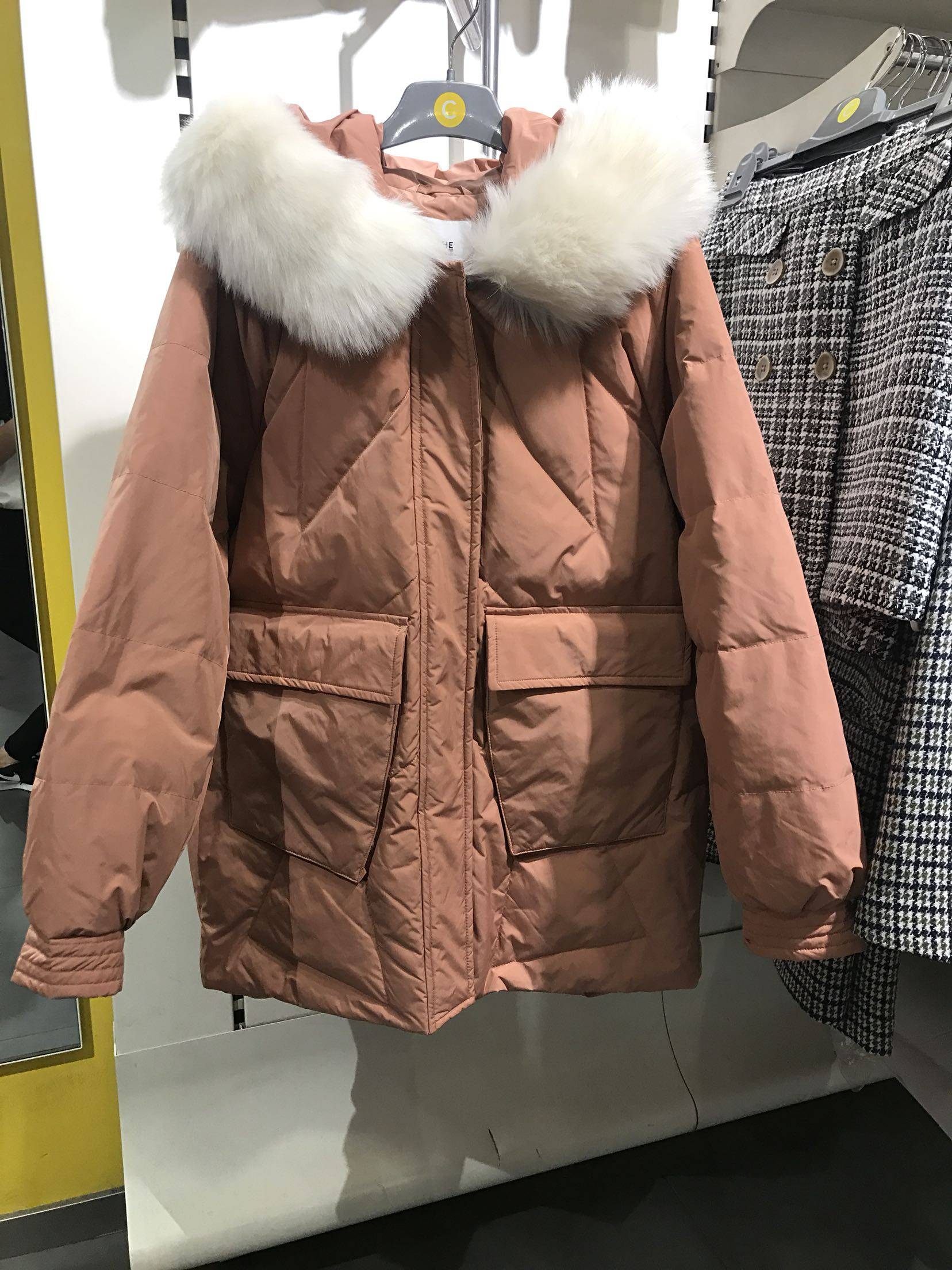 特价cachecache旗舰店 羽绒服