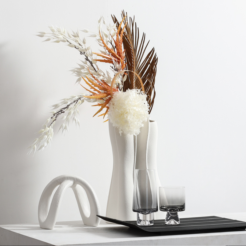 现代简约白色陶瓷花瓶花器摆件客厅花艺插花售楼部样板房软装饰品