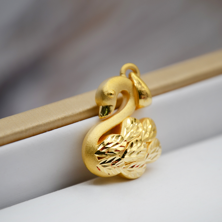 足金999纯金金天鹅黄金吊坠3d硬金时尚新款气质锁骨女项链妈妈款