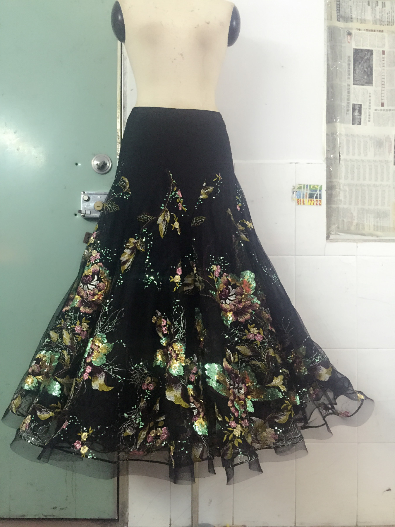 新款摩登舞裙大摆交谊舞练习半身裙