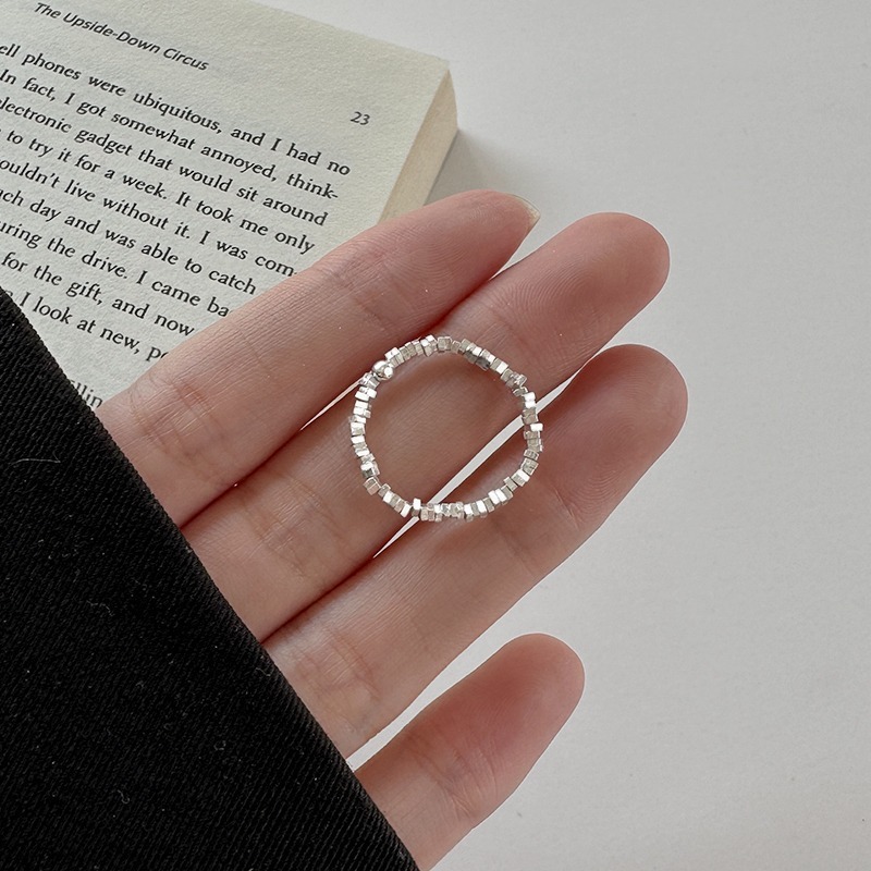 韩版小众设计感碎银子戒指女时尚个性ins风弹力绳素圈食指戒指环
