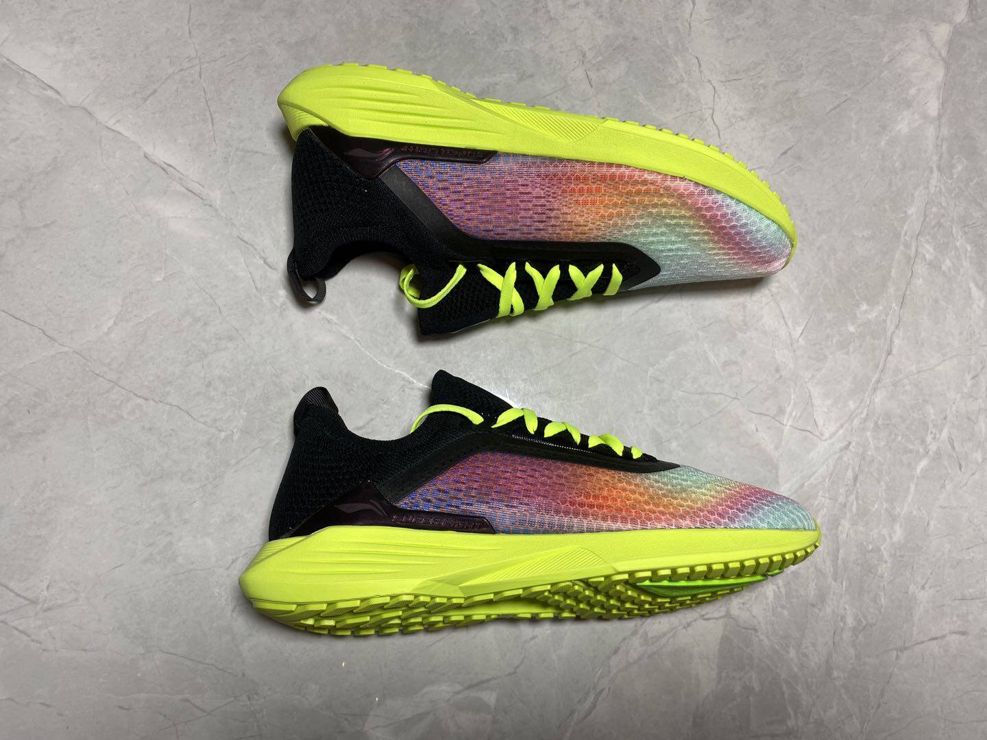 男运动鞋李宁大额优惠券