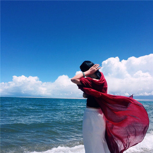 丝巾女西藏沙漠度假防晒披肩民族风棉麻围巾纯色超大青海红色纱巾