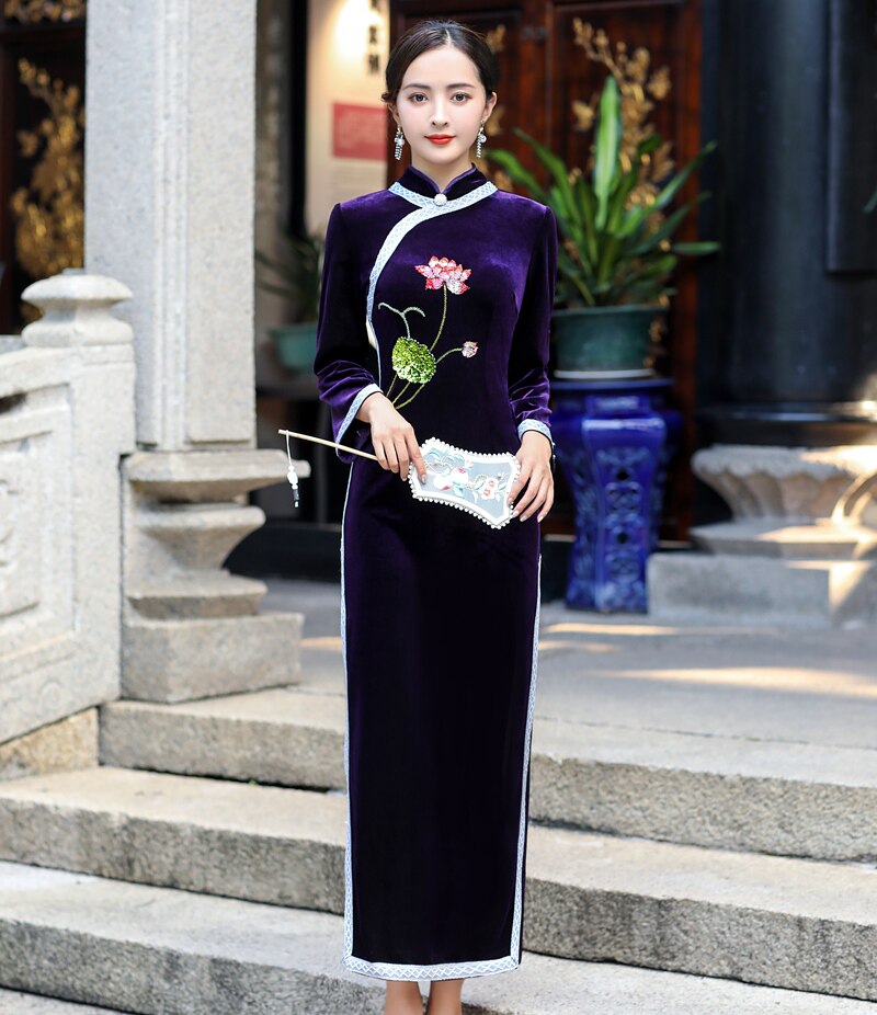 长袖祺袍女旗袍优雅2021年新款秋冬改良绣花冬季长款走秀金丝绒冬