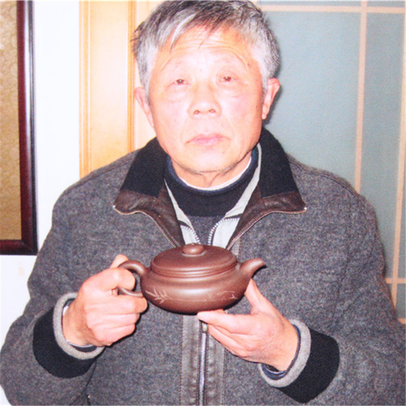 国家级高级工艺美术师王品荣《扁古壶》