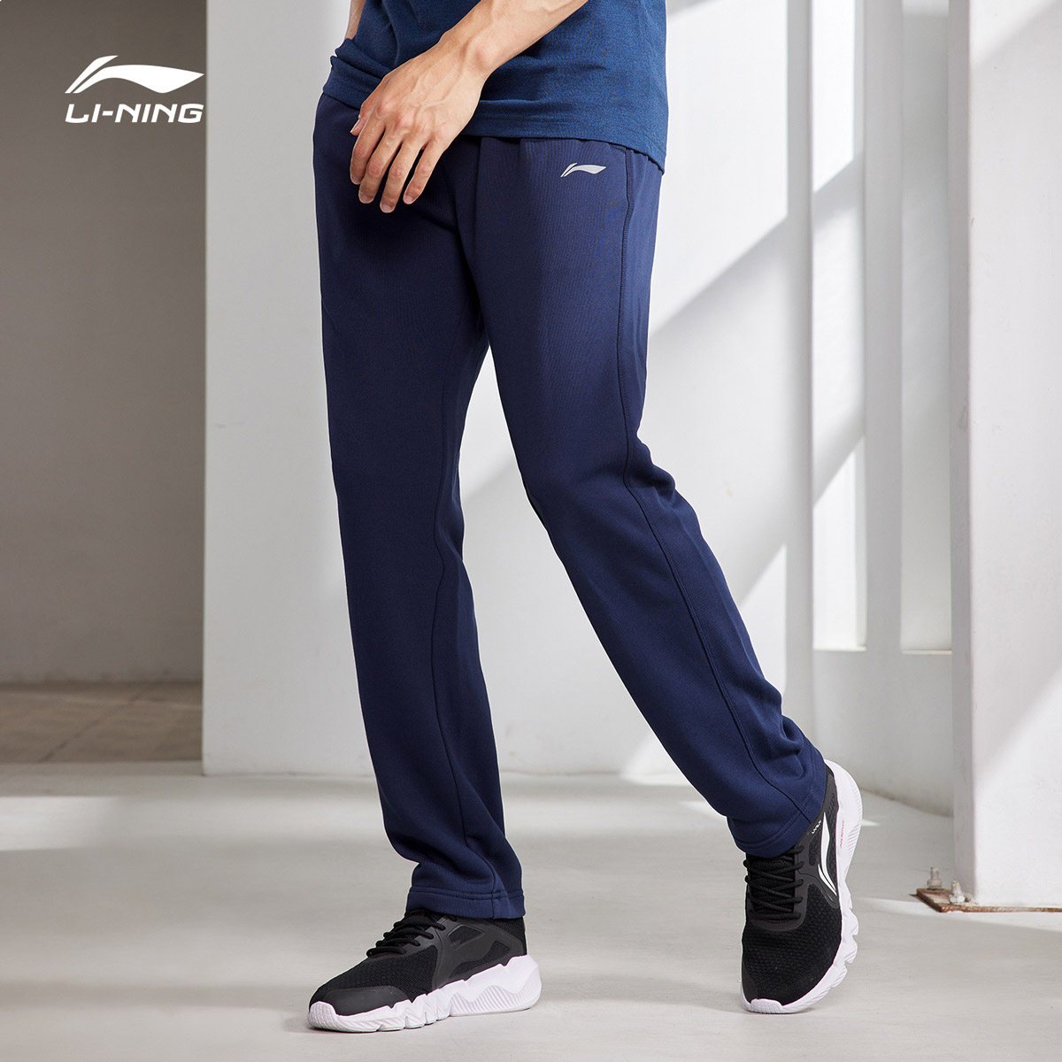 李宁卫裤男士秋冬时尚棉感印花黑色直筒长裤男休闲舒适针织运动裤