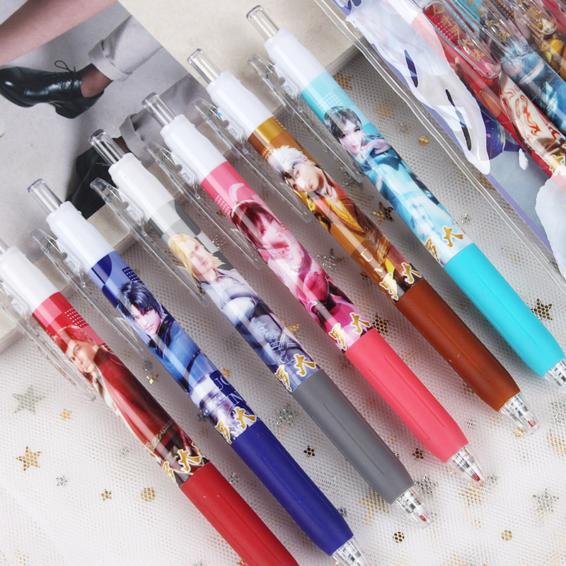 包邮斗罗大陆中性笔套装0.5mm子弹头碳素黑按动水笔卡通学生考试